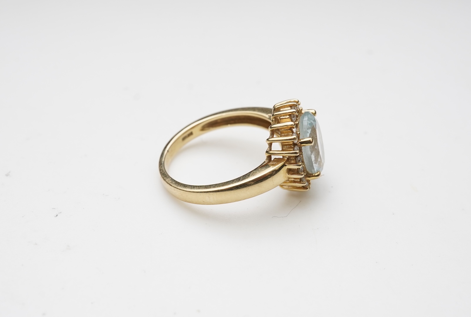 A set of aquamarine jewels